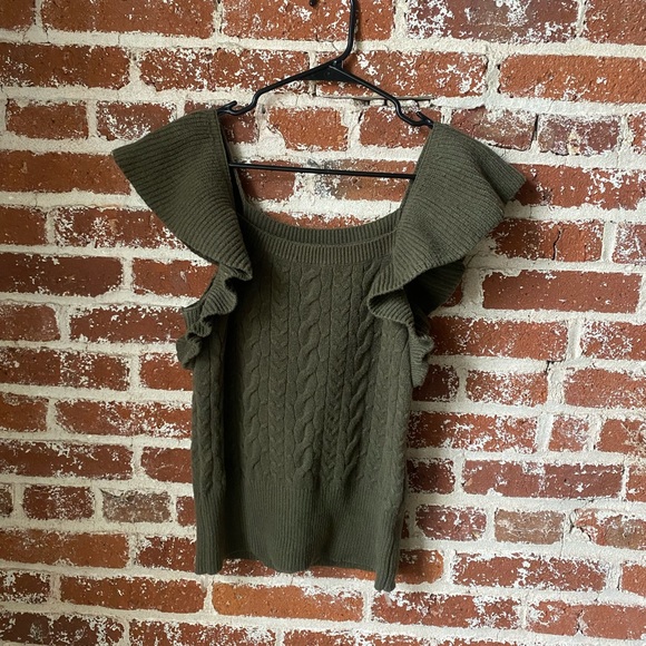 A New Day olive green knit tank with flutter sleeves - Picture 3 of 5